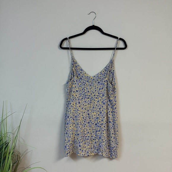 Skylar+madison Floral Spaghetti Strap mini Dress size L - Picture 3 of 5